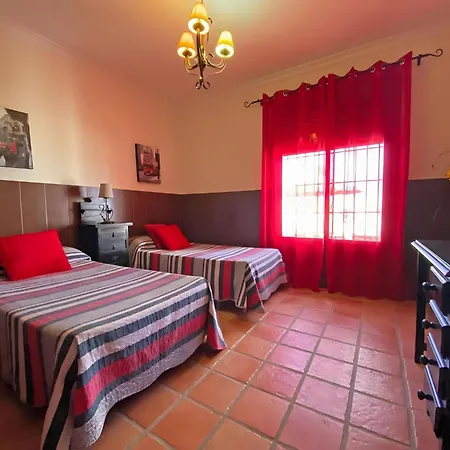 Chalet Grande Con Piscina Parejas Y Familias Holiday home *