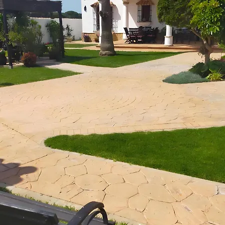 Holiday home Chalet Grande Con Piscina Parejas Y Familias Conil De La Frontera