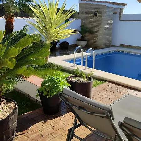 Chalet Grande Con Piscina Parejas Y Familias * Conil De La Frontera
